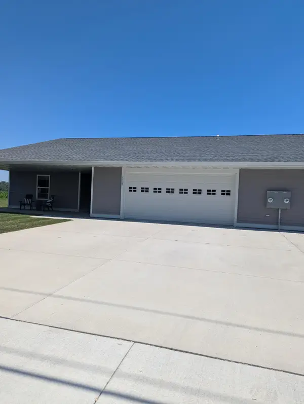 1117 John St, Sparta, WI 54656