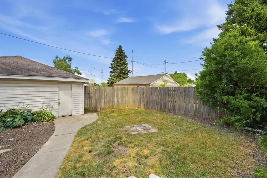 4107 S 2nd St, Milwaukee, WI 53207 - #3