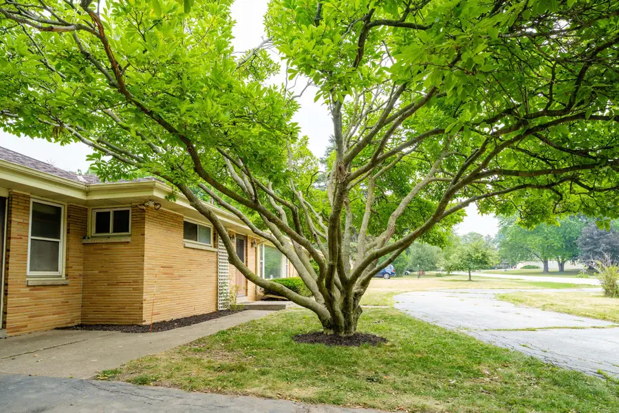 15520 Carpenter Rd, Brookfield, WI 53005 - #3