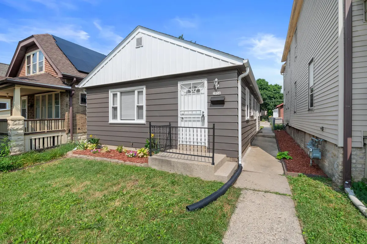 2030 S 77th St, West Allis, WI 53219 - #1