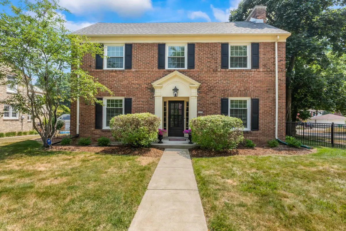 4400 N Wildwood Ave, Shorewood, WI 53211 - #1