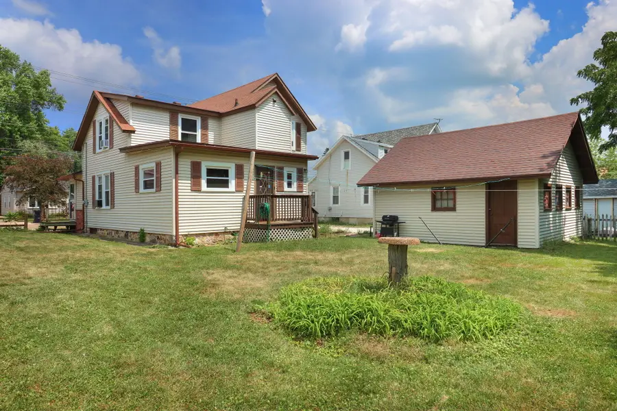 213 E Centralia St, Elkhorn, WI 53121 - #2