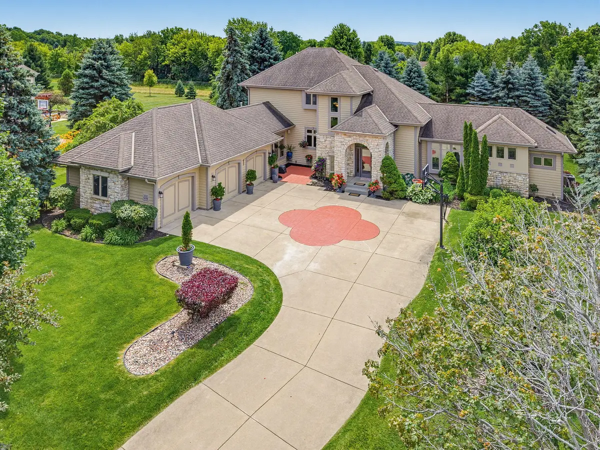 N33W33201 Maplewood Rd, Nashotah, WI 53058 - #1