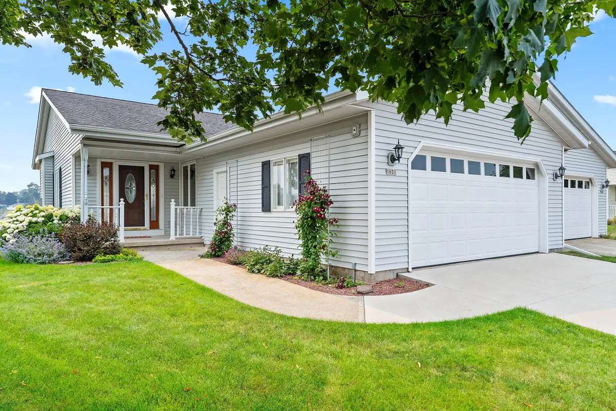 1621 Blue Heron Dr, Two Rivers, WI 54241 - #1