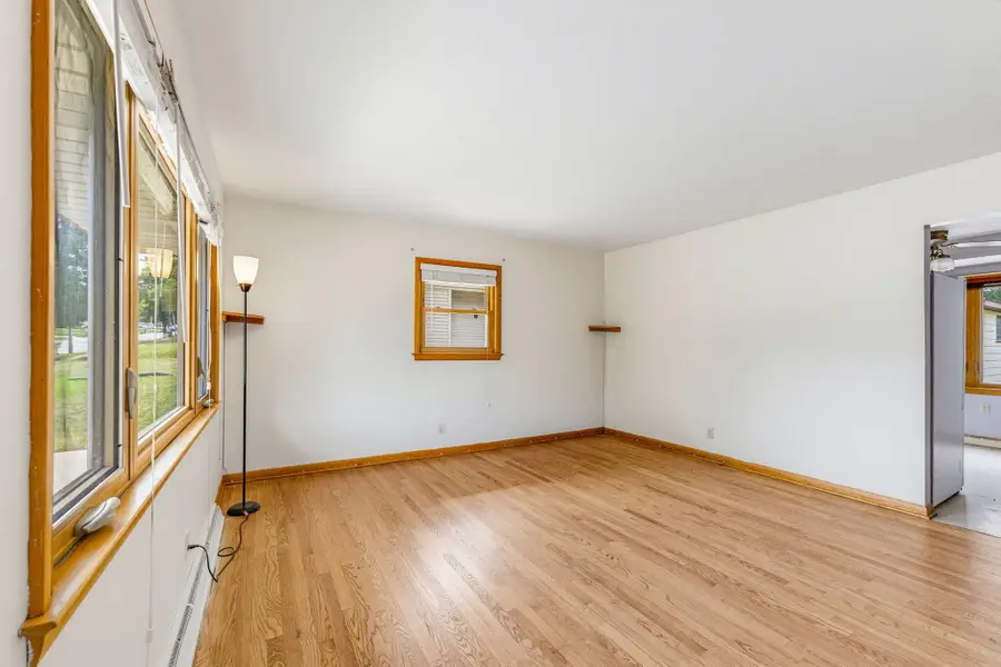 10949 W Stark St, Milwaukee, WI 53225 - #3