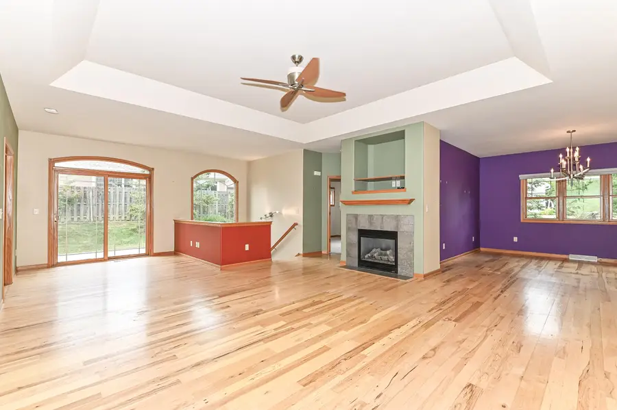 3363 W Villa Dr, Franklin, WI 53132 - #3