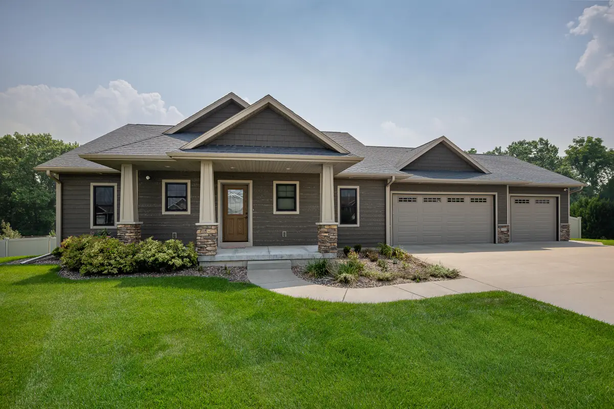 1513 Bridger Dr, Holmen, WI 54636 - #1