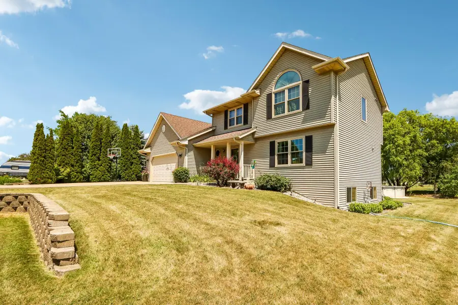 4121 Stormy Dr, Kansasville, WI 53139 - #3