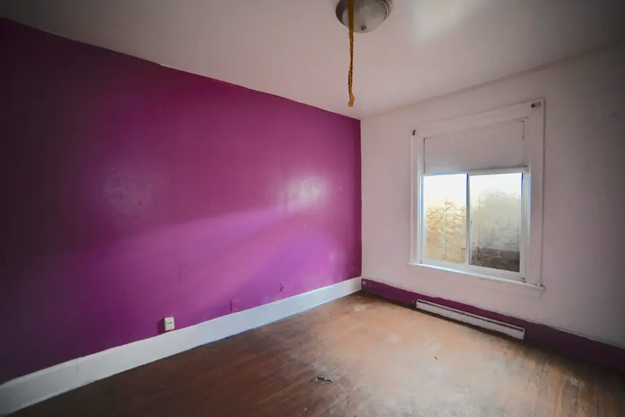1925 W Center St, Milwaukee, WI 53206 - #3