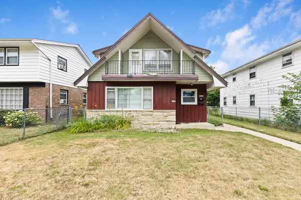 5840 N 93rd St, Milwaukee, WI 53225