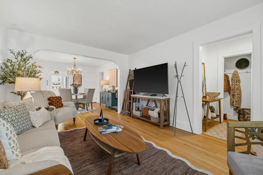 2020 Deane Blvd, Racine, WI 53403 - #3