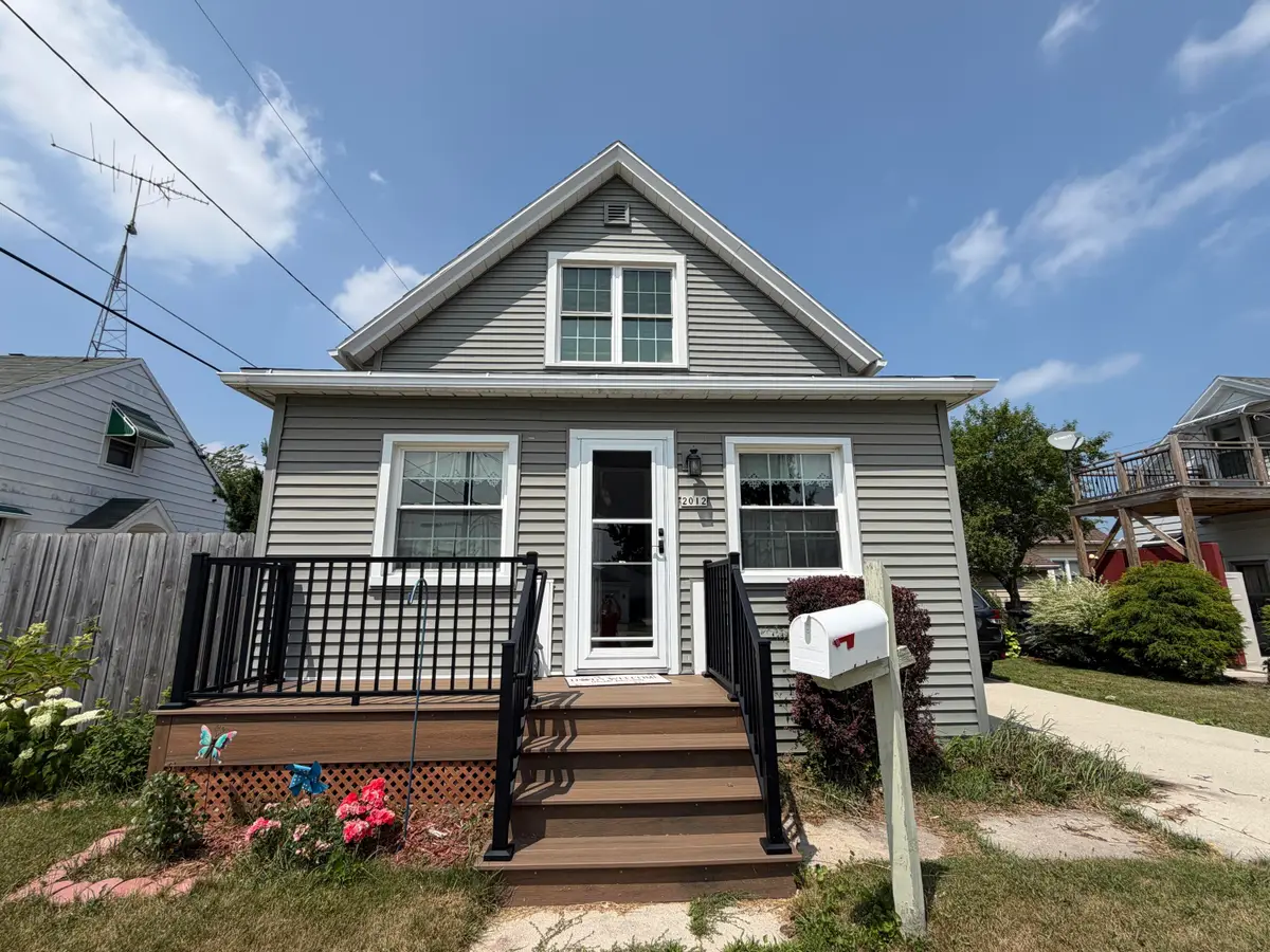 2012 Geele Ave, Sheboygan, WI 53083 - #1