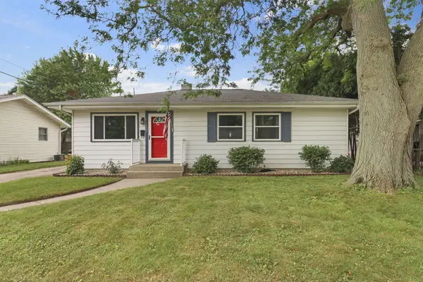 1821 84th Pl, Kenosha, WI 53143