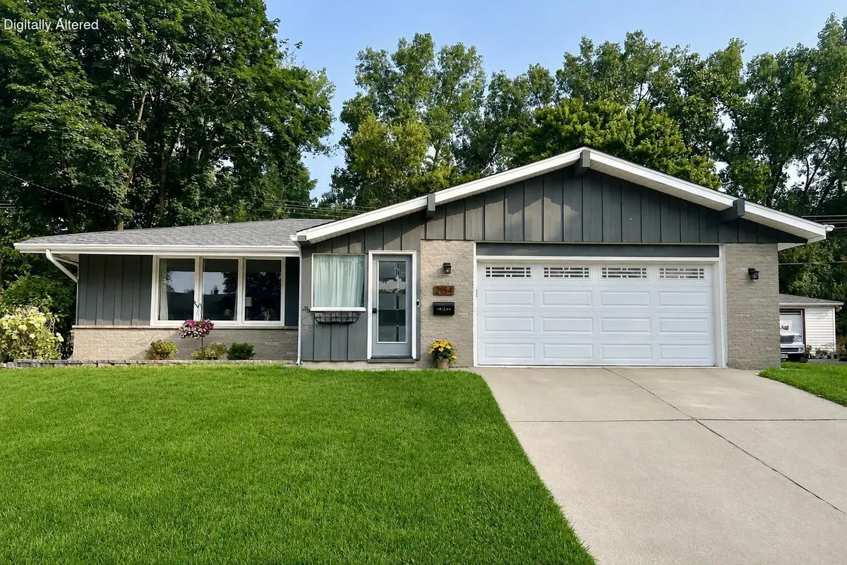 2154 Empire Dr, Waukesha, WI 53186 - #1