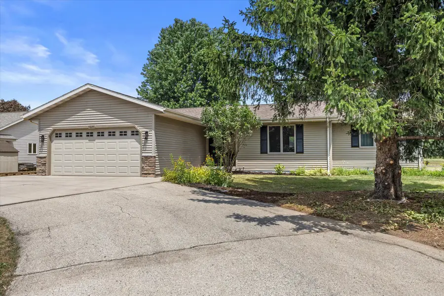 N6640 Laural Rd, Sugar Creek, WI 53121 - #2