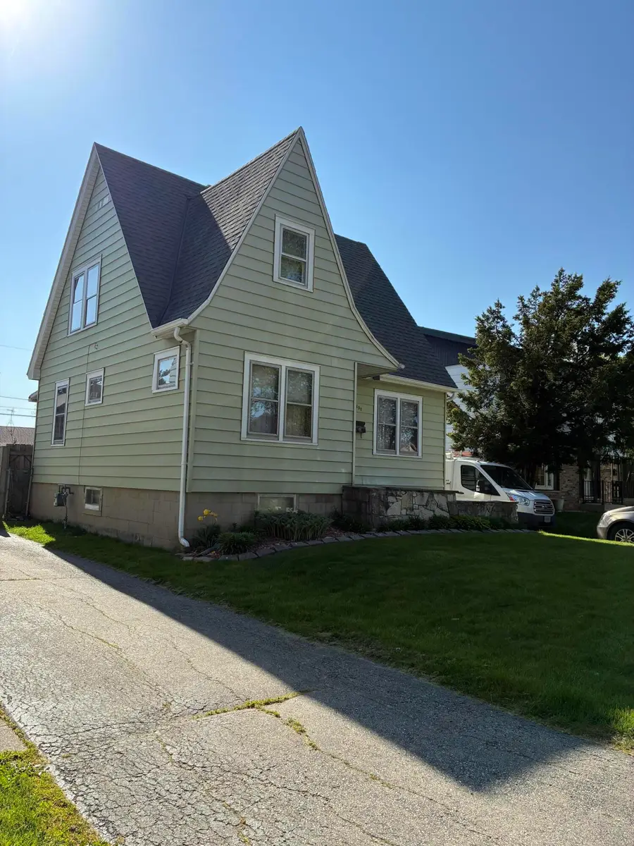 6608 N 54th St, Milwaukee, WI 53223 - #2