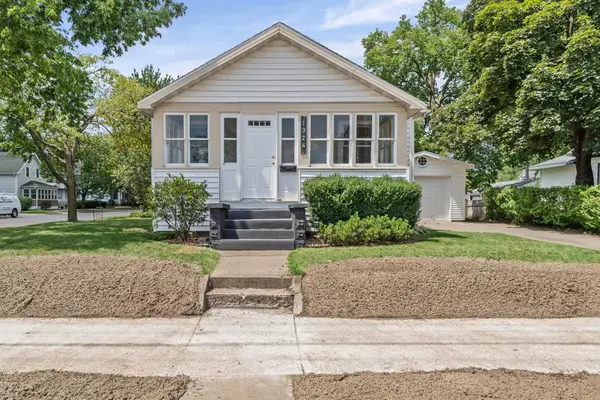 1324 16th St S, La Crosse, WI 54601