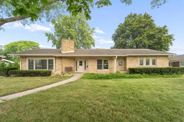 575 Ledgeview Blvd, Fond Du Lac, WI 54935