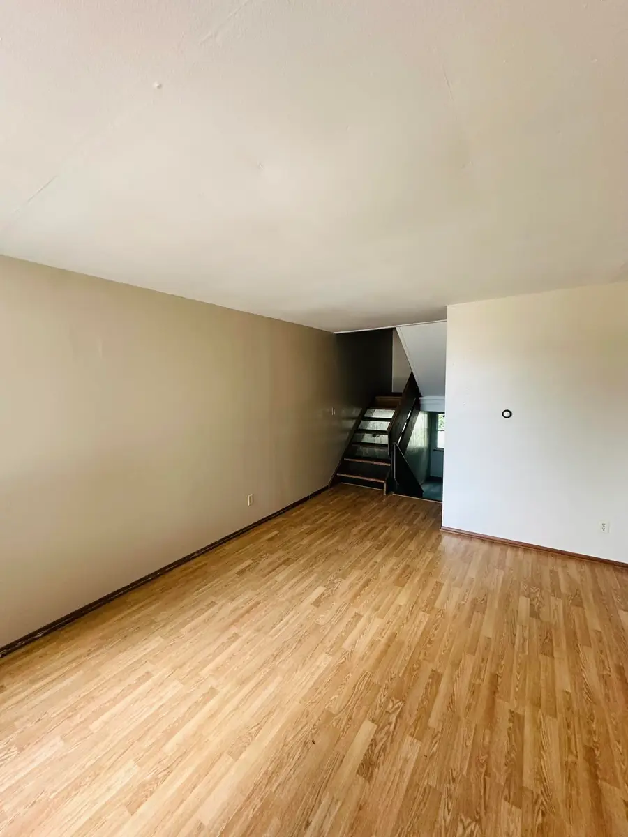 8941 N Swan Rd, Milwaukee, WI 53224 - #2
