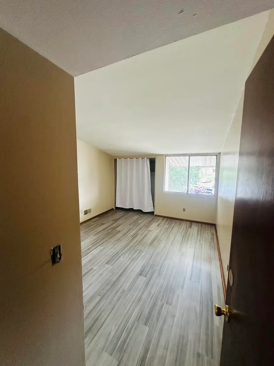 8941 N Swan Rd, Milwaukee, WI 53224 - #3