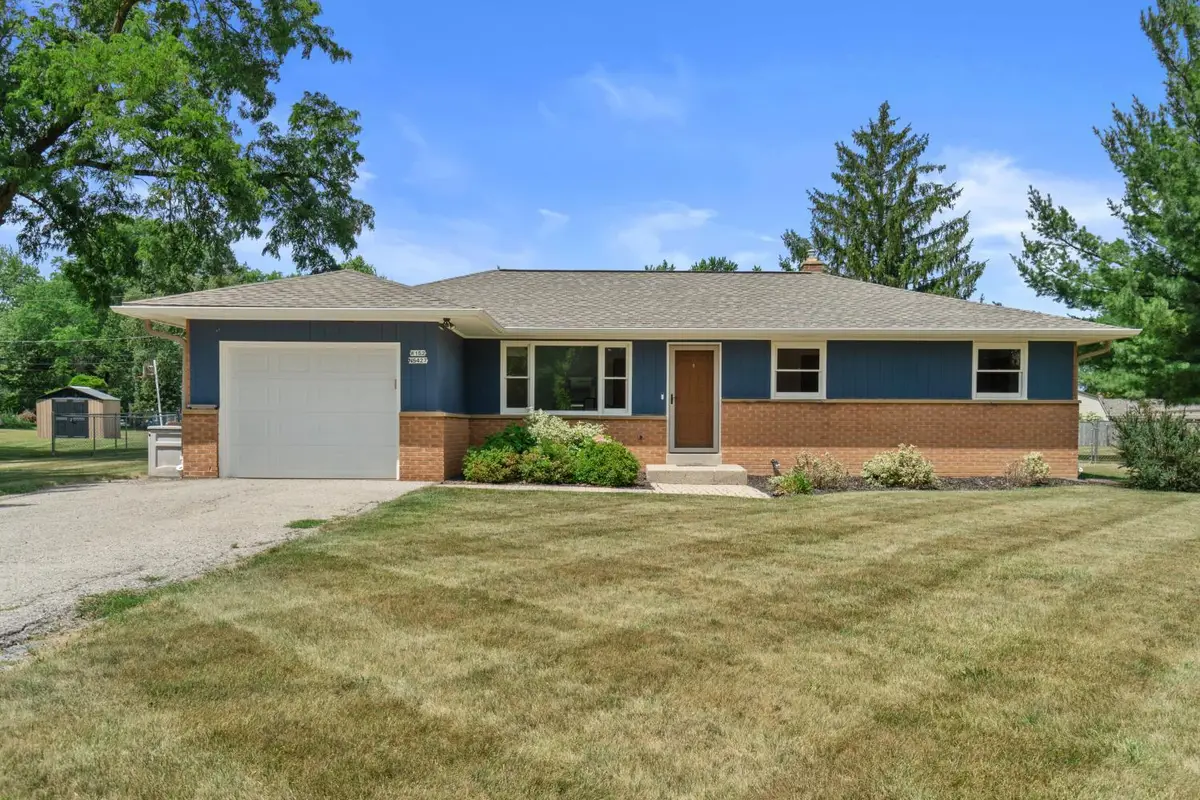 W152N5427 Badger Dr, Menomonee Falls, WI 53051 - #1