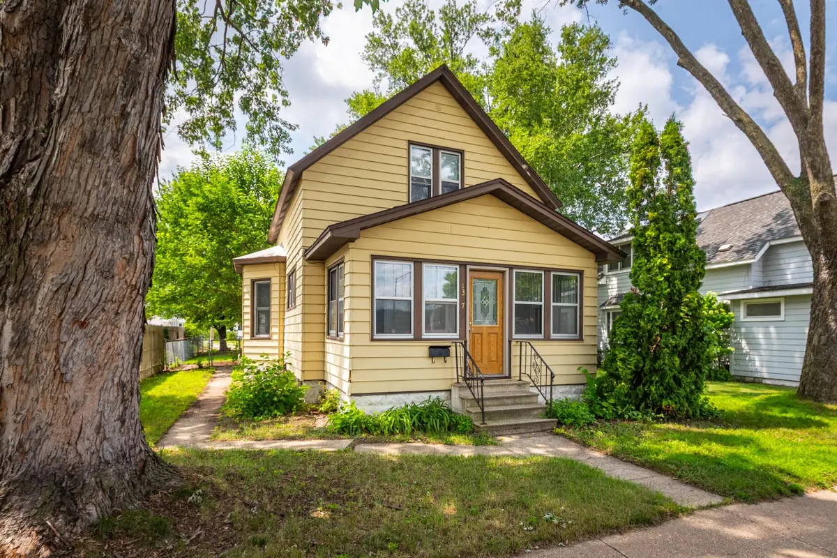 1327 Wood St, La Crosse, WI 54603 - #1