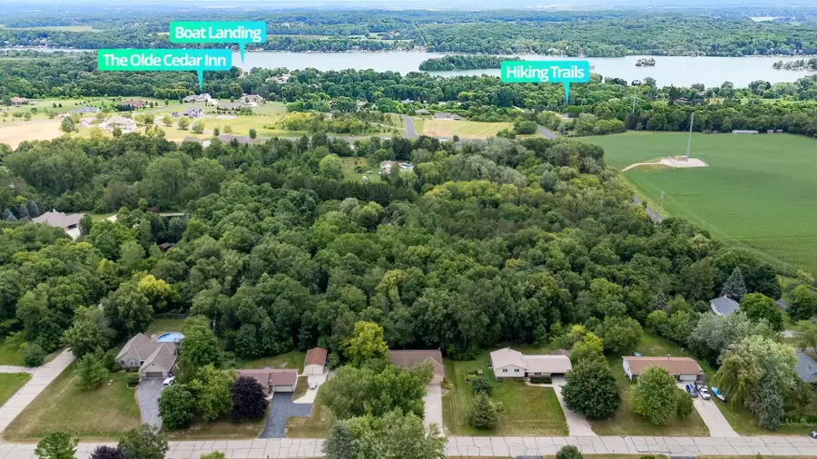 5736 Hickory Knoll Dr, West Bend, WI 53095 - #2