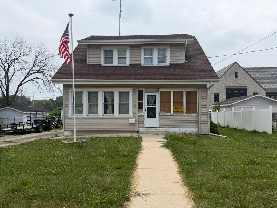 338 E Racine St, Jefferson, WI 53549 - #2