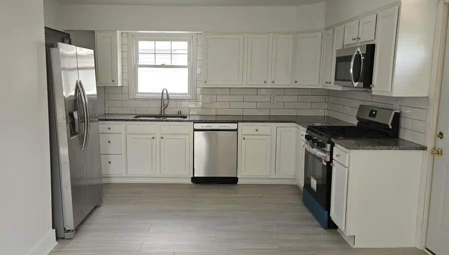 1645 Morton Ave, Racine, WI 53403 - #2
