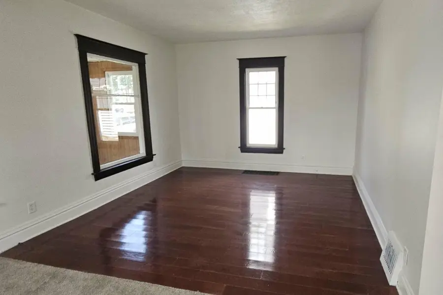 1645 Morton Ave, Racine, WI 53403 - #3