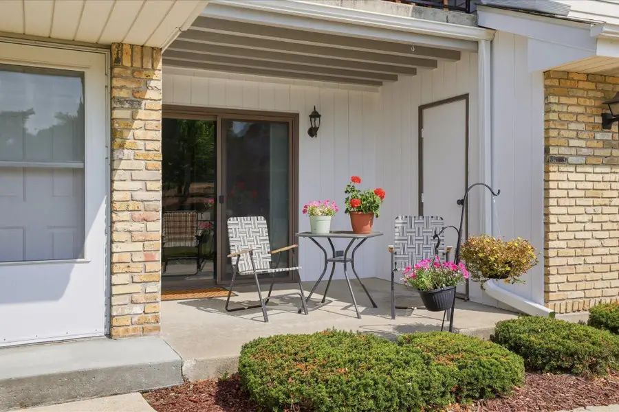 1440 Fox Tail Dr, Mount Pleasant, WI 53406 - #3