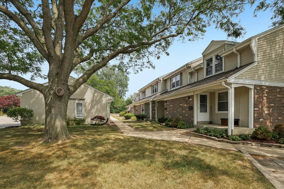 6260 W College Ave, Greendale, WI 53129 - #1