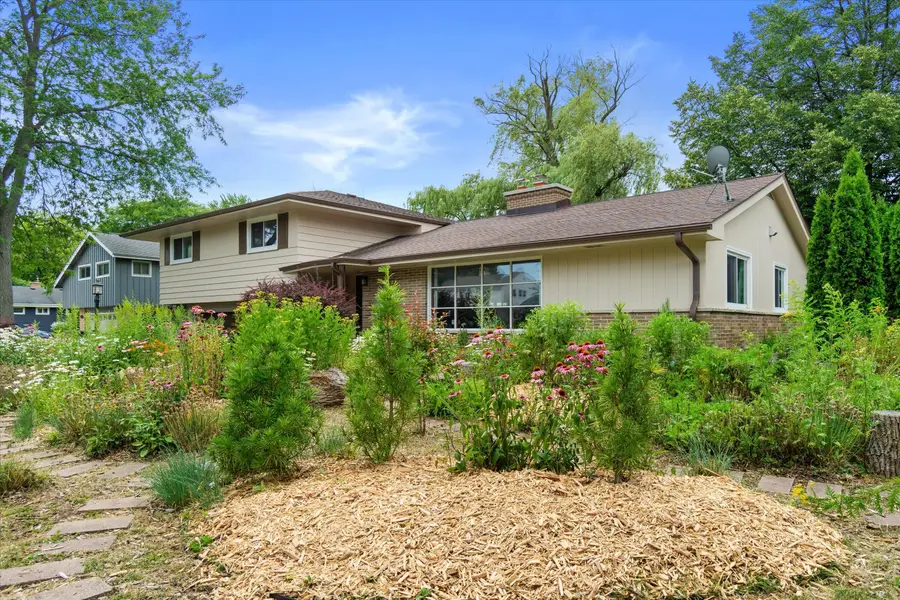 9041 N Rexleigh Dr, Bayside, WI 53217 - #3