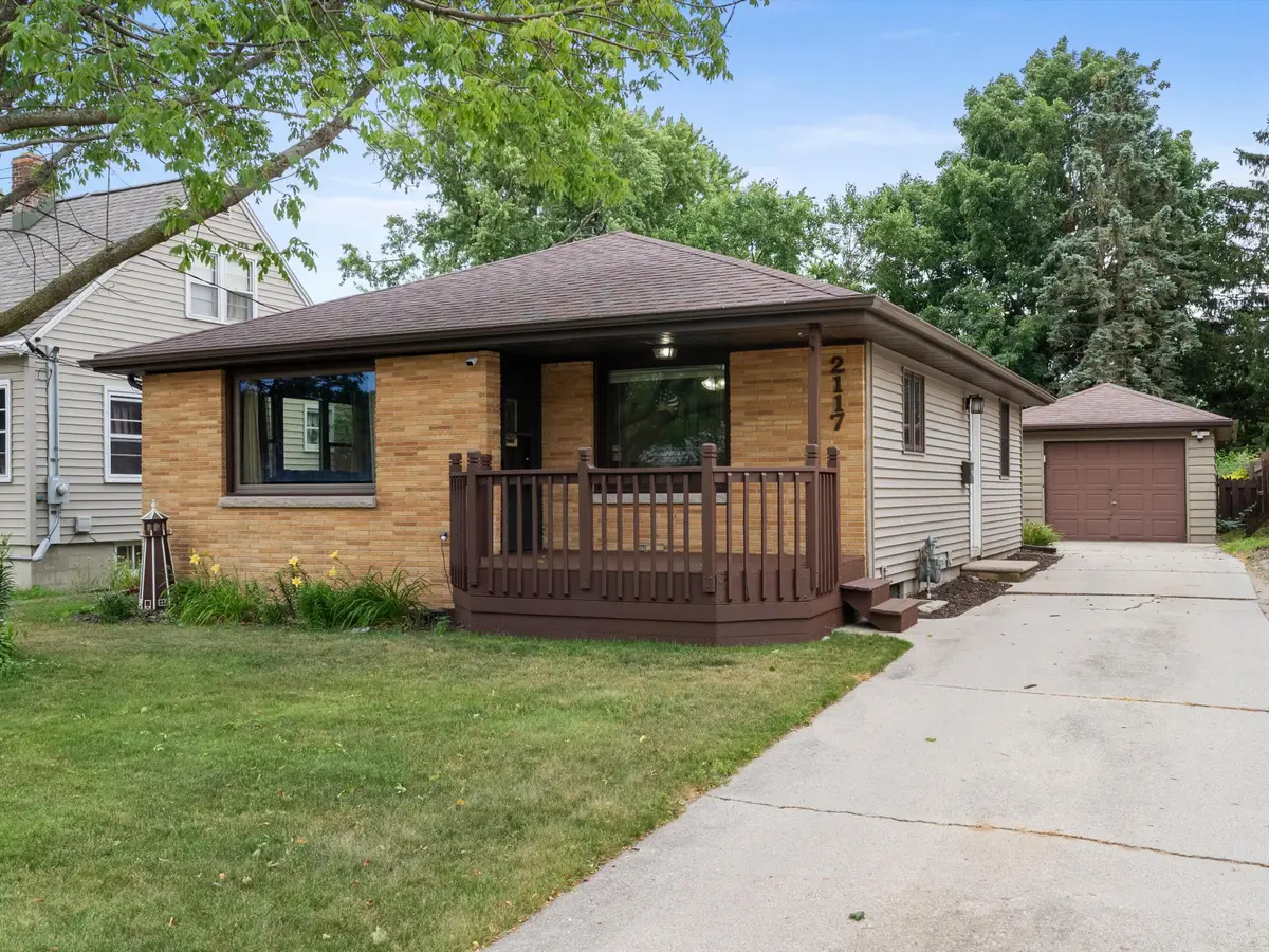 2117 32nd St, Two Rivers, WI 54241 - #1