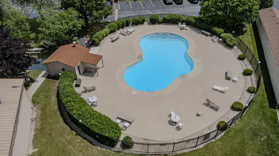 W169N11506 Biscayne Dr, Germantown, WI 53022 - #2