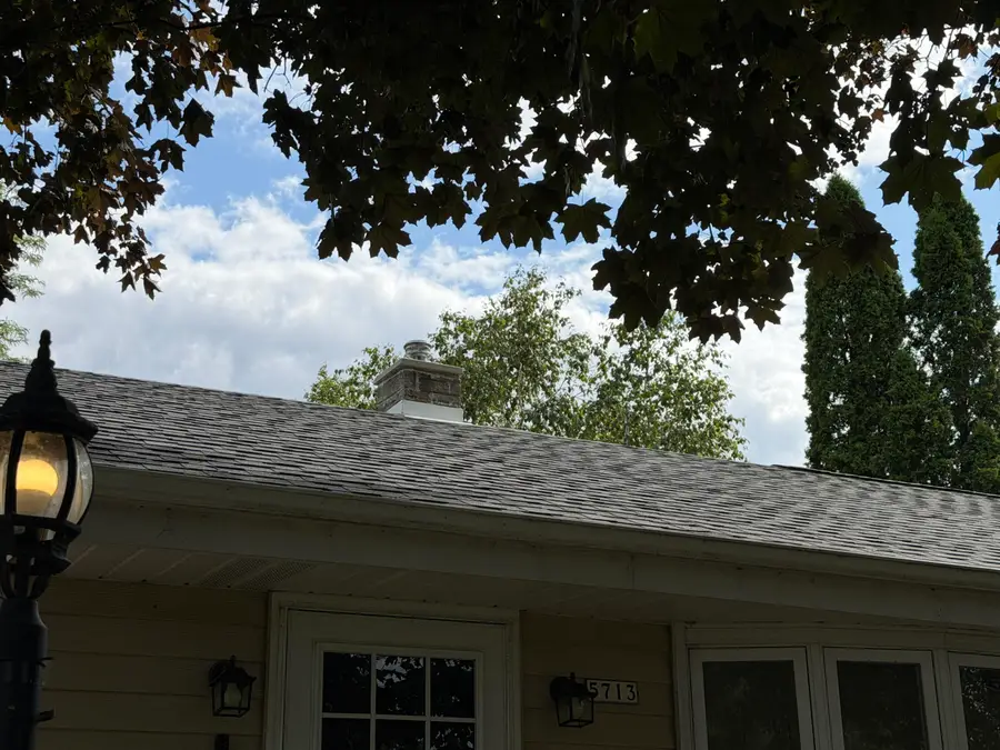 5713 W Calumet Rd, Milwaukee, WI 53223 - #3