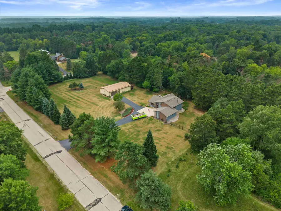 W369S4863 Needle Point Dr, Ottawa, WI 53118 - #3