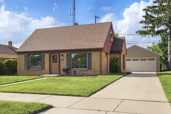 830 Lombard Ave, Racine, WI 53402
