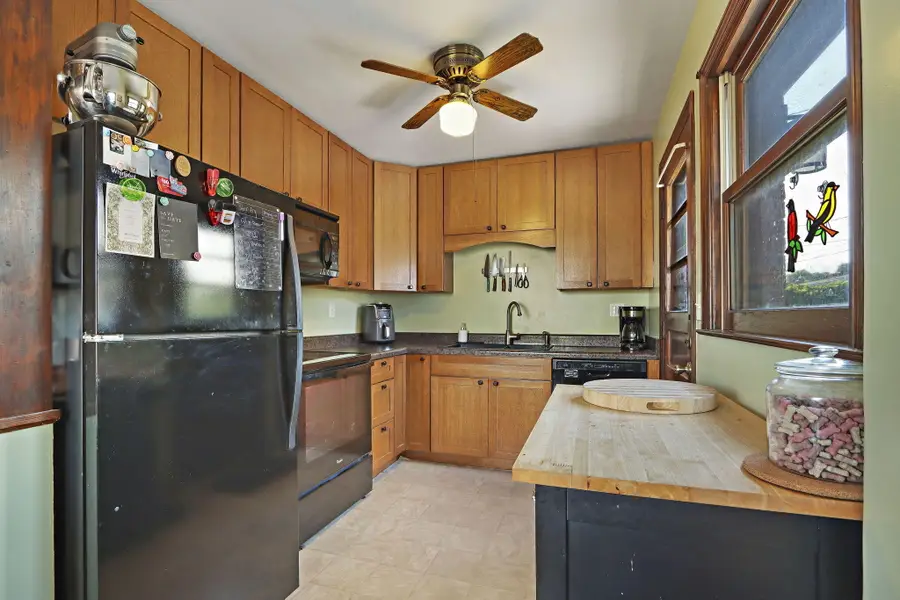 830 Lombard Ave, Racine, WI 53402 - #2