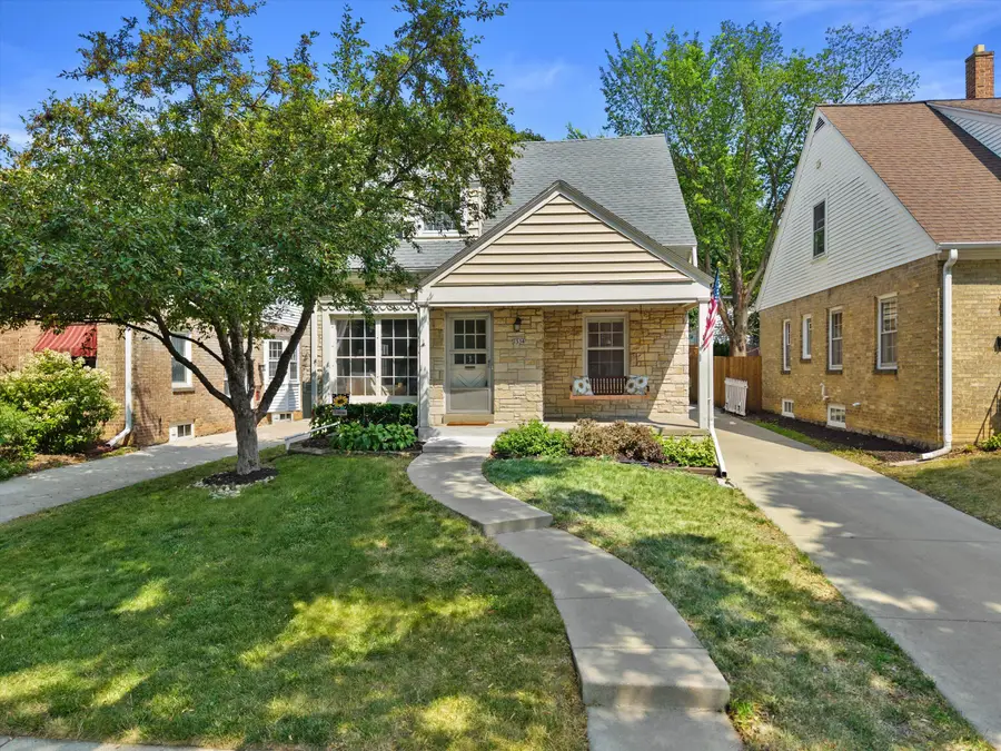 2534 N 67th St, Wauwatosa, WI 53213 - #2