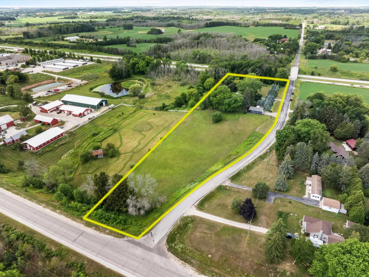 4315 Silver Creek Rd, Newton, WI 54220 - #1
