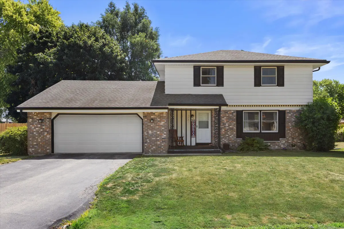 1721 Wiese Ln, Mount Pleasant, WI 53406 - #1