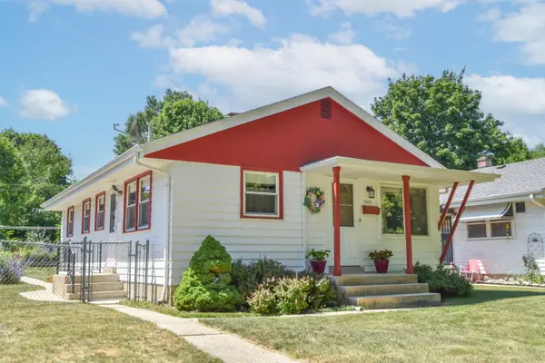 5659 N 69th St, Milwaukee, WI 53218