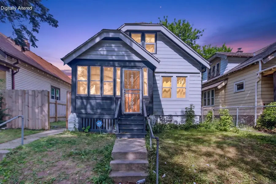 3827 N Dr William Finlayson St, Milwaukee, WI 53212 - #2