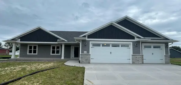 3422 Horton St, Holmen, WI 54636