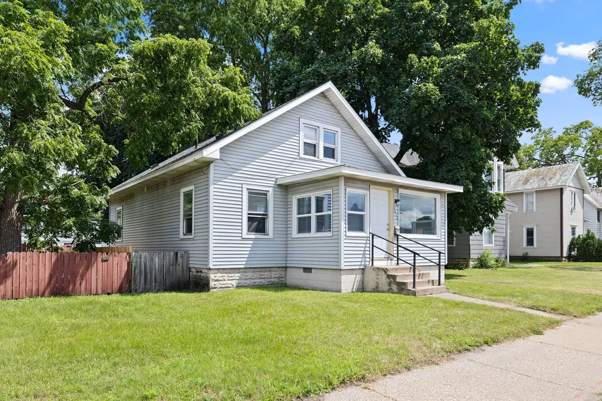 1626 George St, La Crosse, WI 54603 - #1