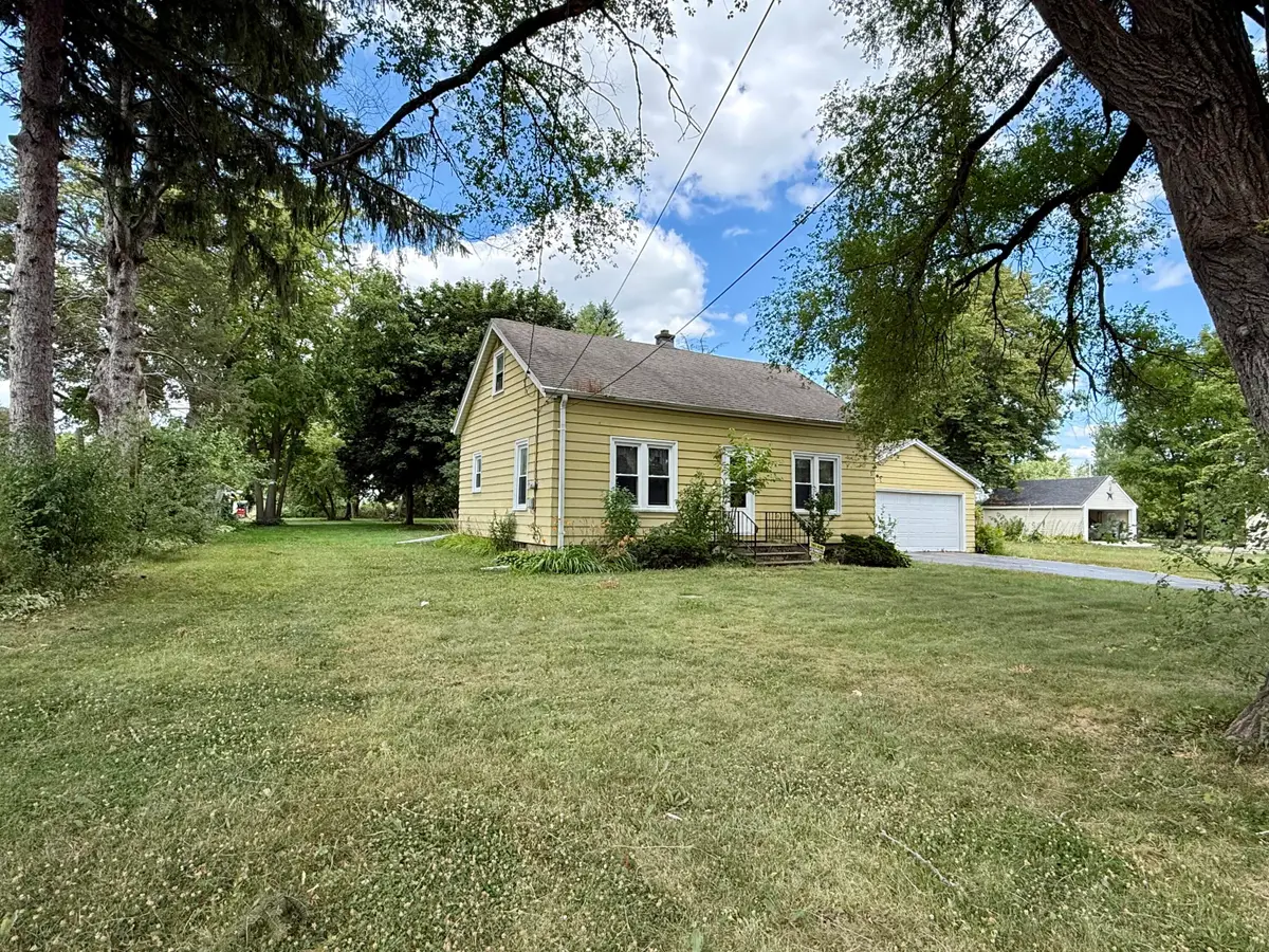 2400 90th St, Sturtevant, WI 53177 - #1