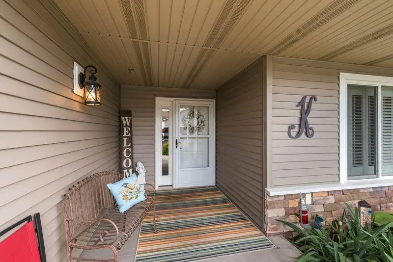 205 Tower Dr, Sheboygan Falls, WI 53085 - #2