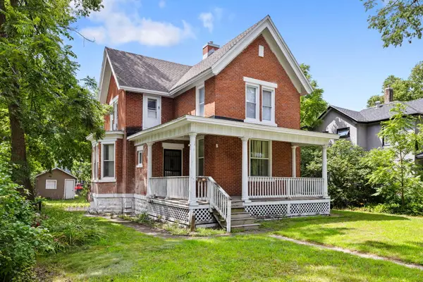 1016 8th St S, La Crosse, WI 54601