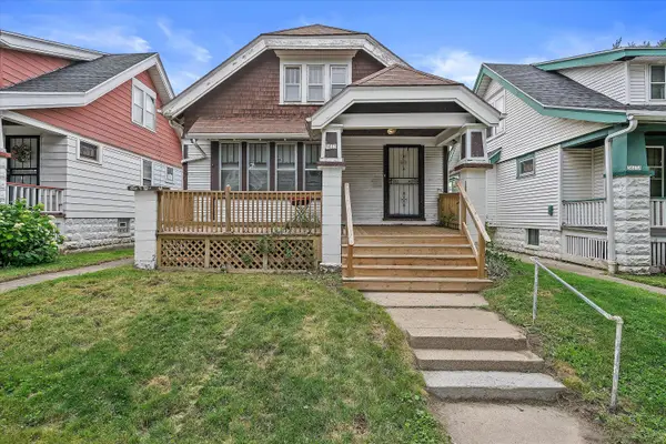 3613 N 21st St, Milwaukee, WI 53206
